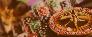 Antarmuka aplikasi keristoto menampilkan pasar Liga 1 dan live dealer